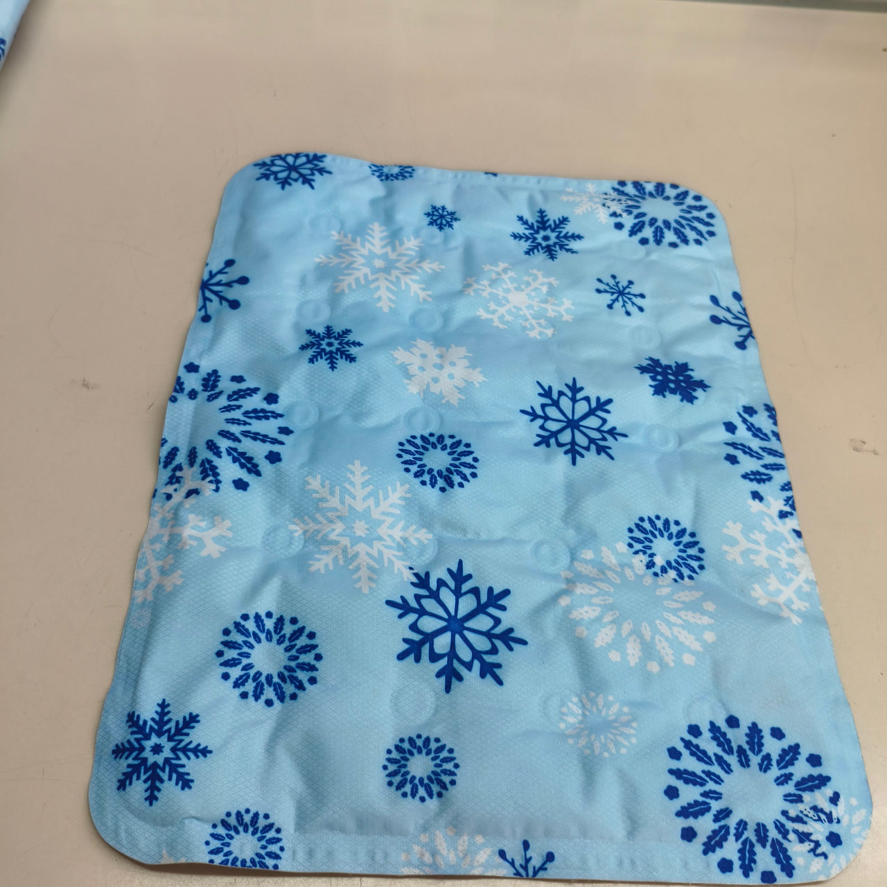 Alfombrilla de gel refrigerante con almohada, 170 x 70 cm