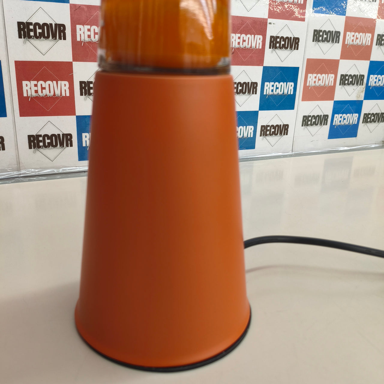 Fisura, lámpara de lava naranja con bombilla de repuesto