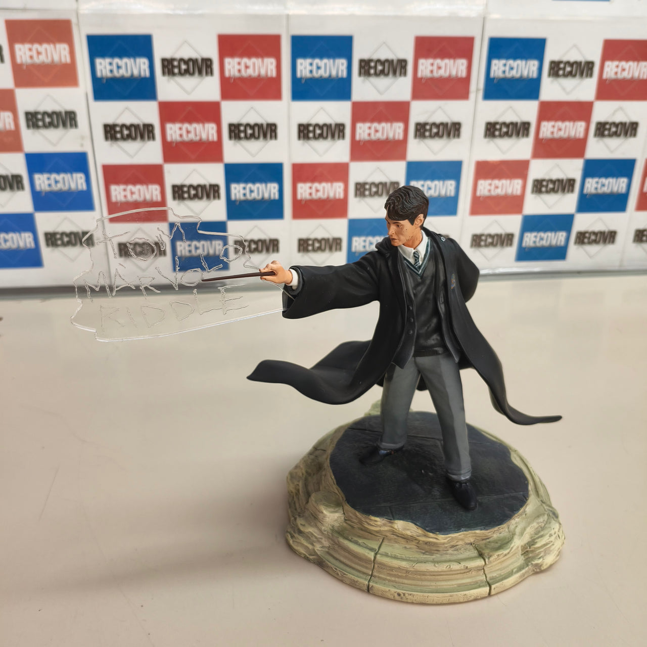 DC Comics, figura Caldero con Fugas