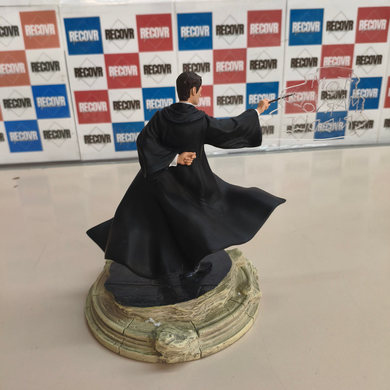 DC Comics, figura Caldero con Fugas