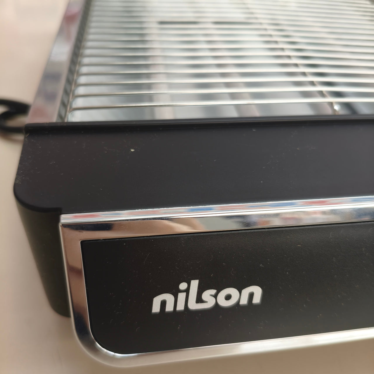 Nilson Life Tostador Plano de Pan, Horizontal, 1000 W, 6 Niveles de Tostado, Control Manual, Temporizador Digital, Tuesta y Cancela, Bandeja Recogemigas, Fácil Limpieza, NTS1000FL4, cable 75 cm, Inox