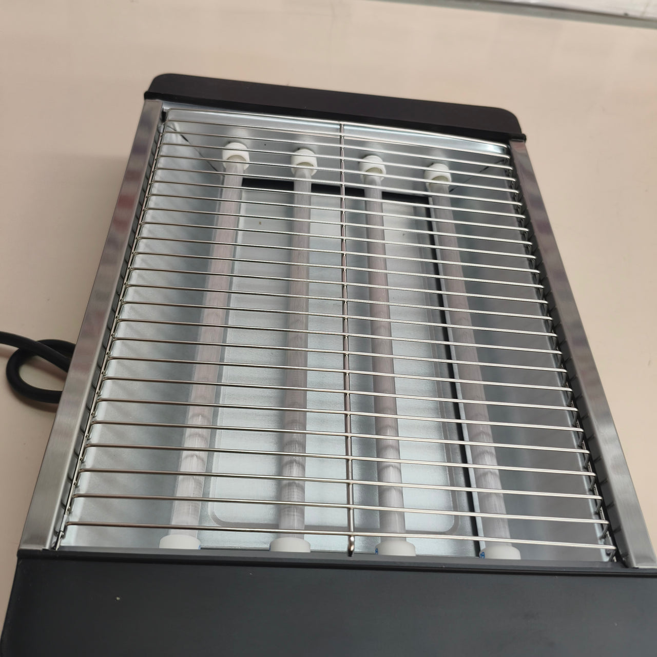 Nilson Life Tostador Plano de Pan, Horizontal, 1000 W, 6 Niveles de Tostado, Control Manual, Temporizador Digital, Tuesta y Cancela, Bandeja Recogemigas, Fácil Limpieza, NTS1000FL4, cable 75 cm, Inox