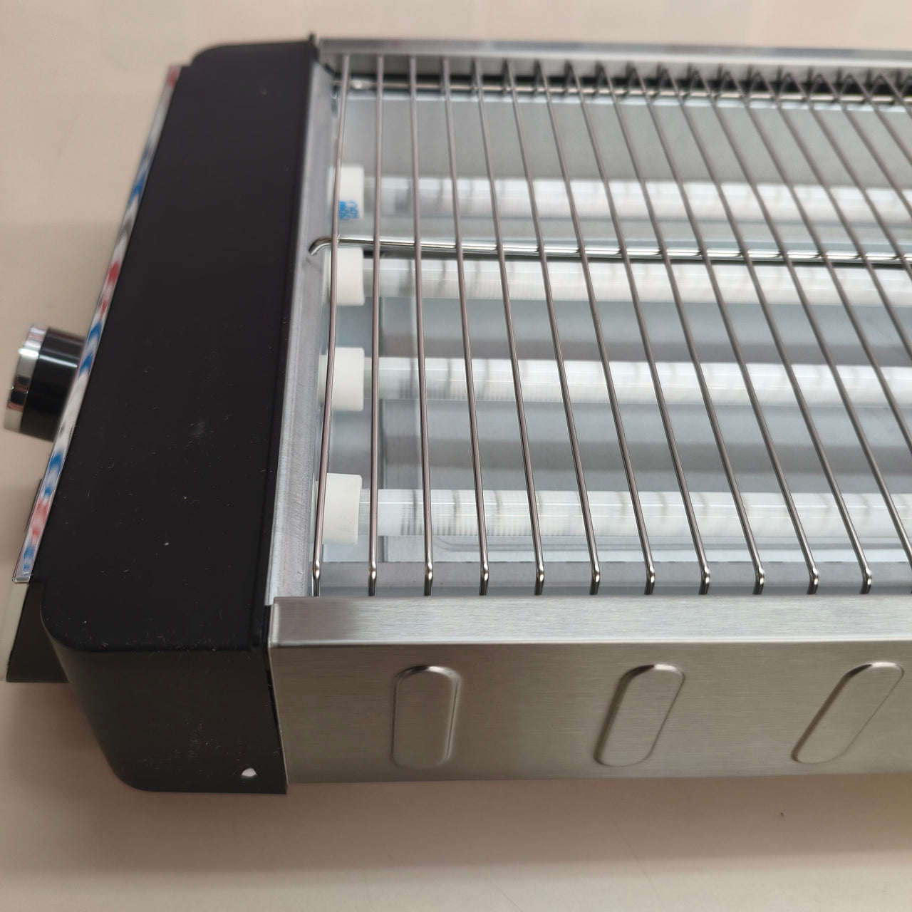 Nilson Life Tostador Plano de Pan, Horizontal, 1000 W, 6 Niveles de Tostado, Control Manual, Temporizador Digital, Tuesta y Cancela, Bandeja Recogemigas, Fácil Limpieza, NTS1000FL4, cable 75 cm, Inox