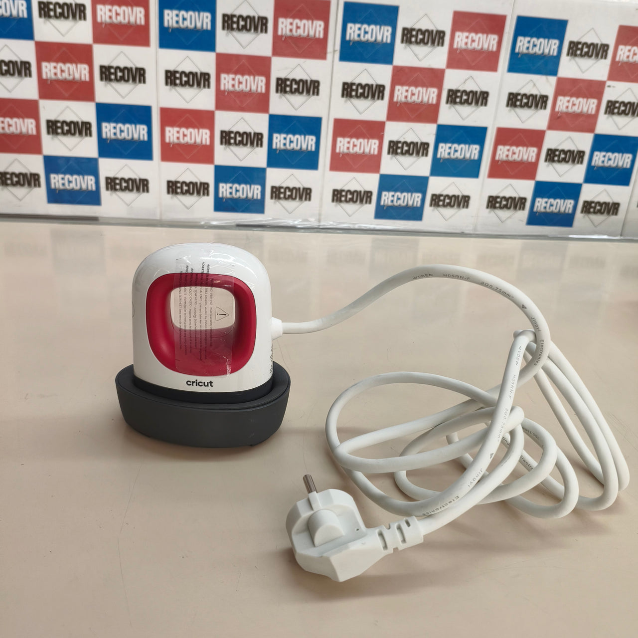 Cricut EasyPress Mini: prensa térmica compacta para vinilo y sublimación