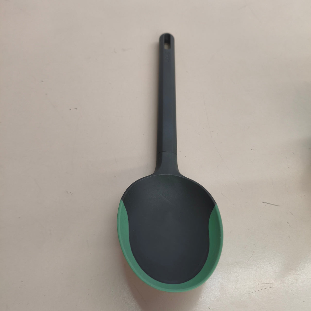 Lékué: set de 5 utensilios de cocina con base de soporte
