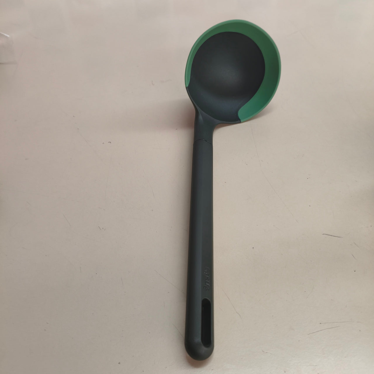 Lékué: set de 5 utensilios de cocina con base de soporte