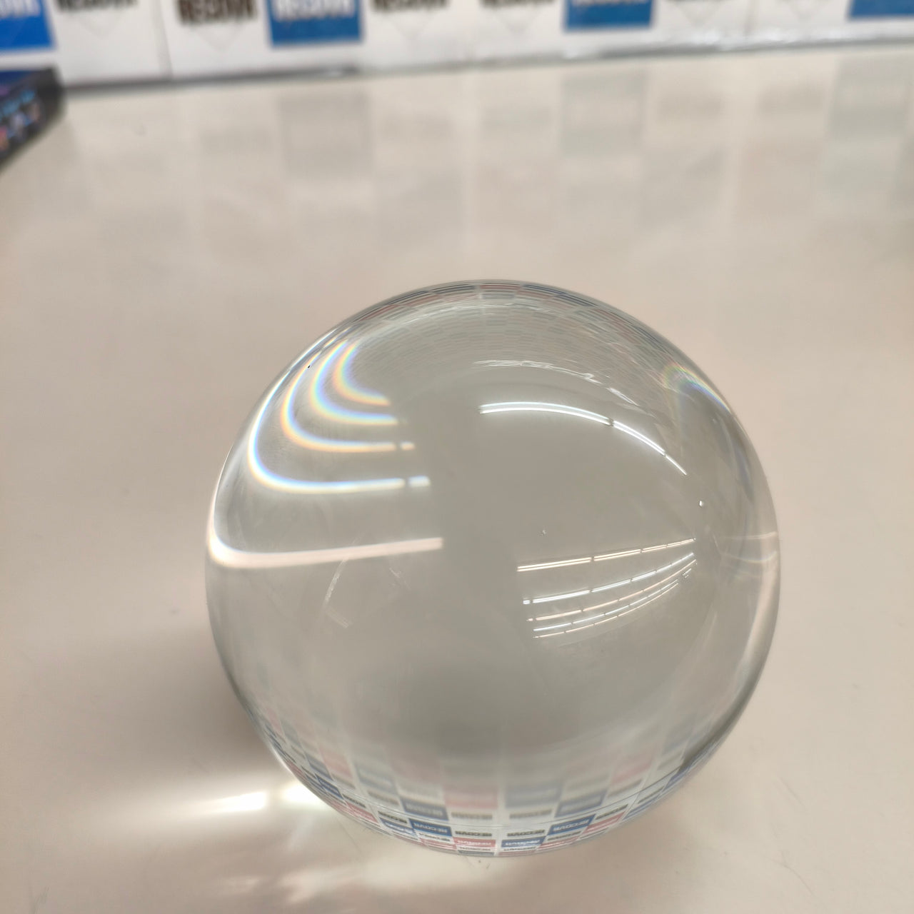 Nemesis Now: bola de cristal decorativa de 11 cm