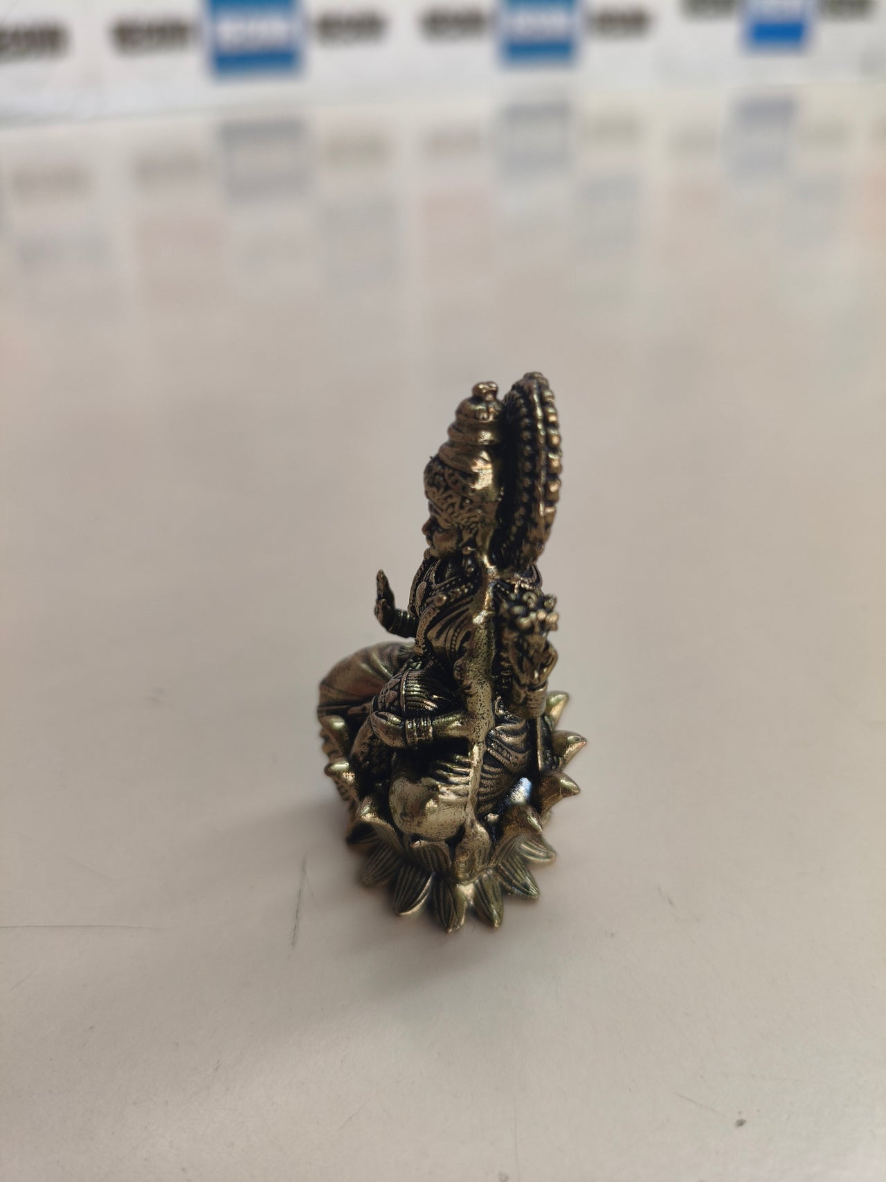 UGRA: estatuas de latón de dioses hindúes (Lakshmi, Ganesha, Saraswati), 5 cm