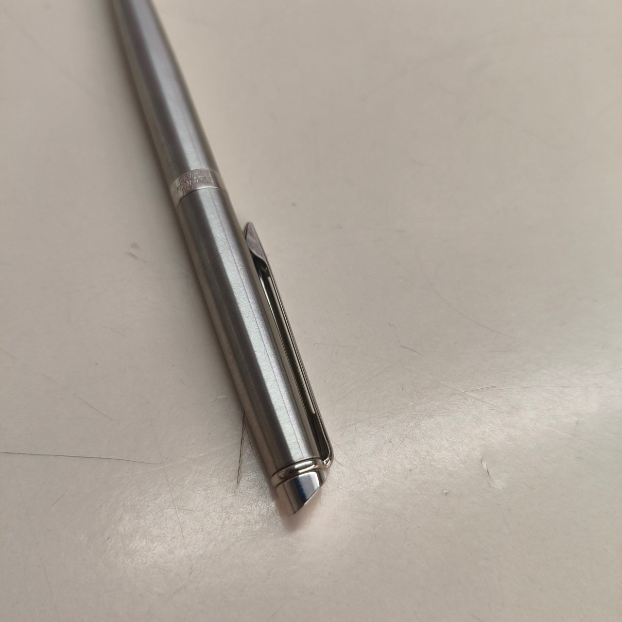 Waterman Hémisphère: bolígrafo de acero inoxidable con estuche de regalo