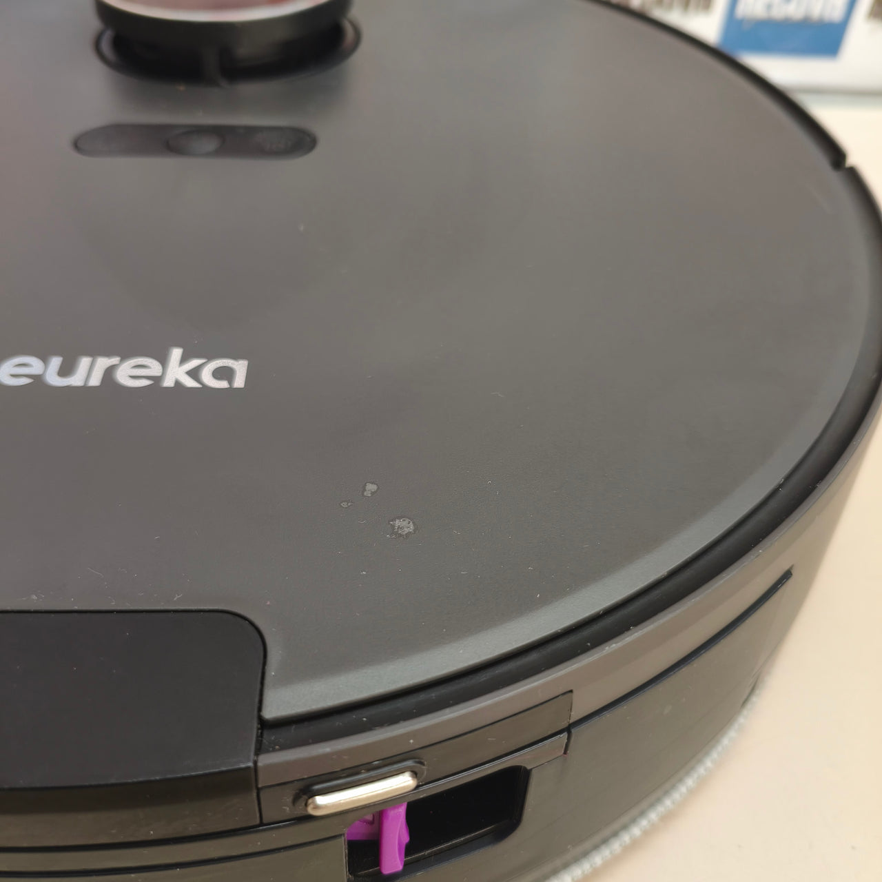 EUREKA NERE10s: robot aspirador y fregasuelos con vaciado automático y LiDAR