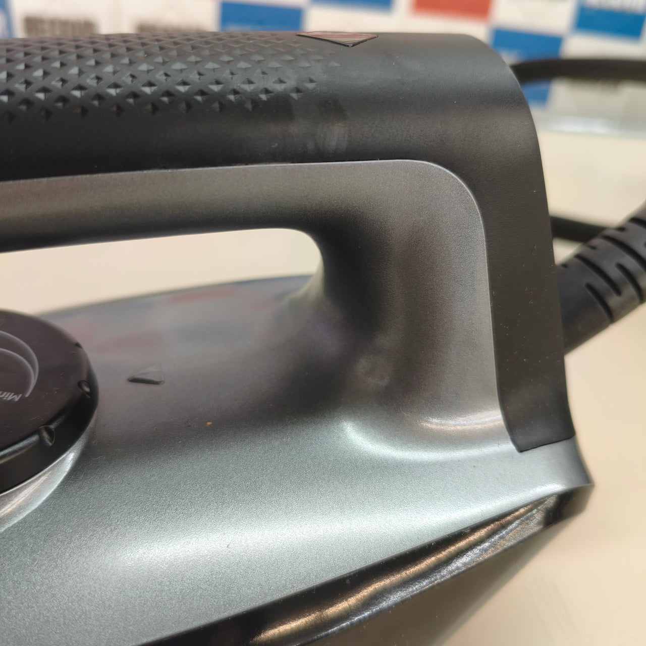 Cecotec IronHero H-2800: centro de planchado de 2800 W con vapor continuo