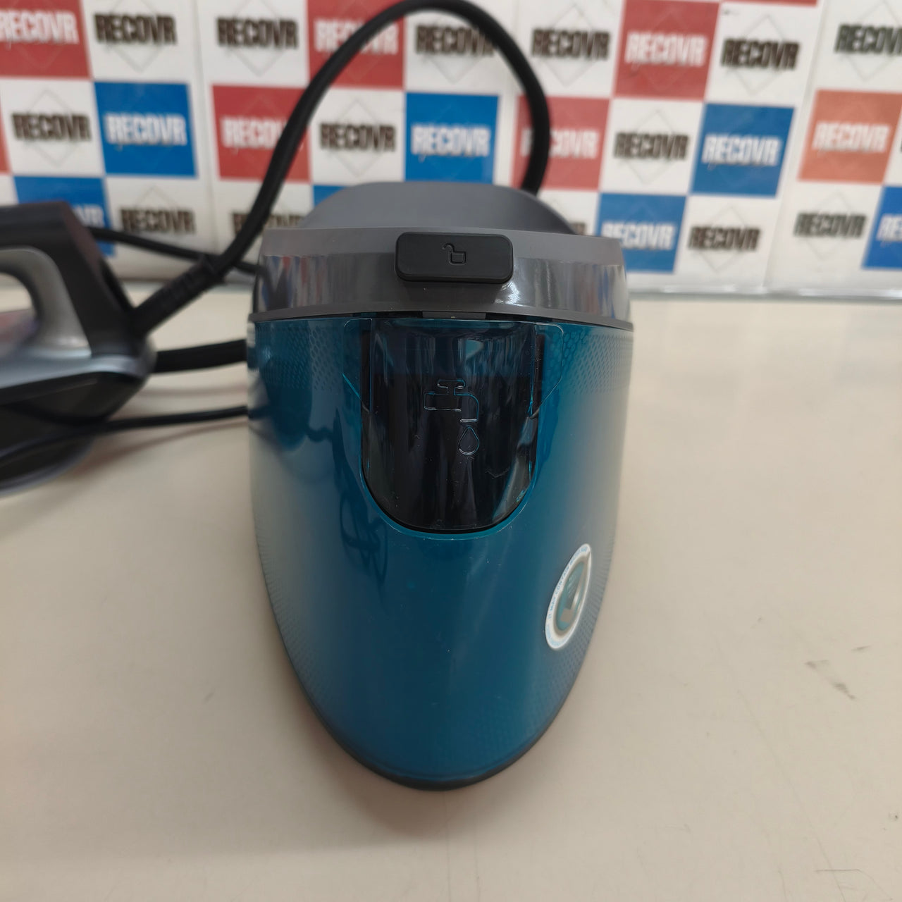 Cecotec IronHero H-2800: centro de planchado de 2800 W con vapor continuo