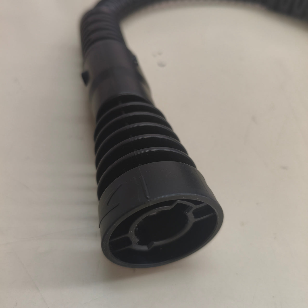 Ibergrif: limpiador de vapor portátil de 1050 W con 9 accesorios