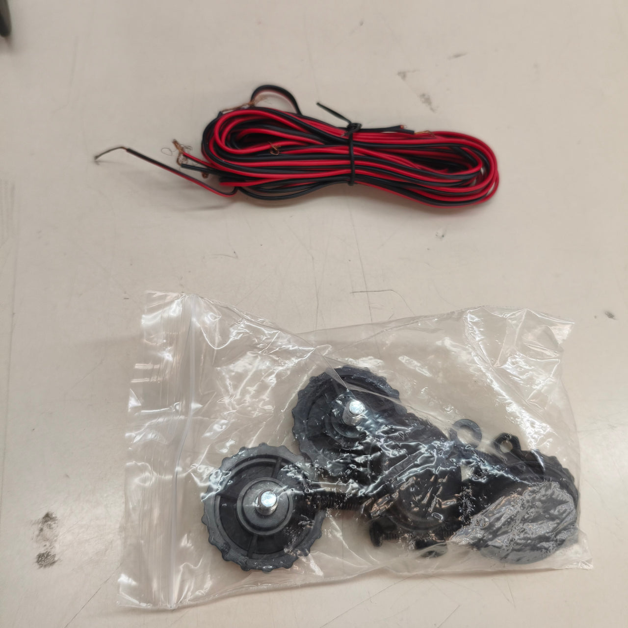 Pyle: altavoces de 3 vías, 200 W, para interior y exterior