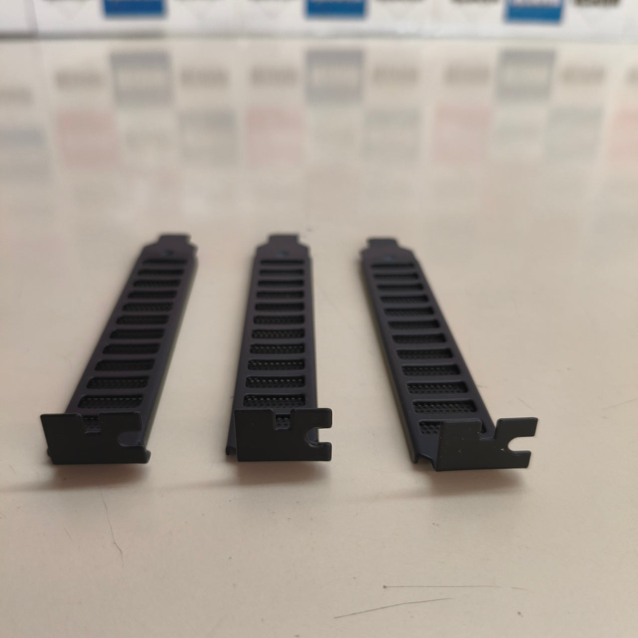 Gelid: filtro antipolvo para ranura PCI, mejora la ventilación del equipo