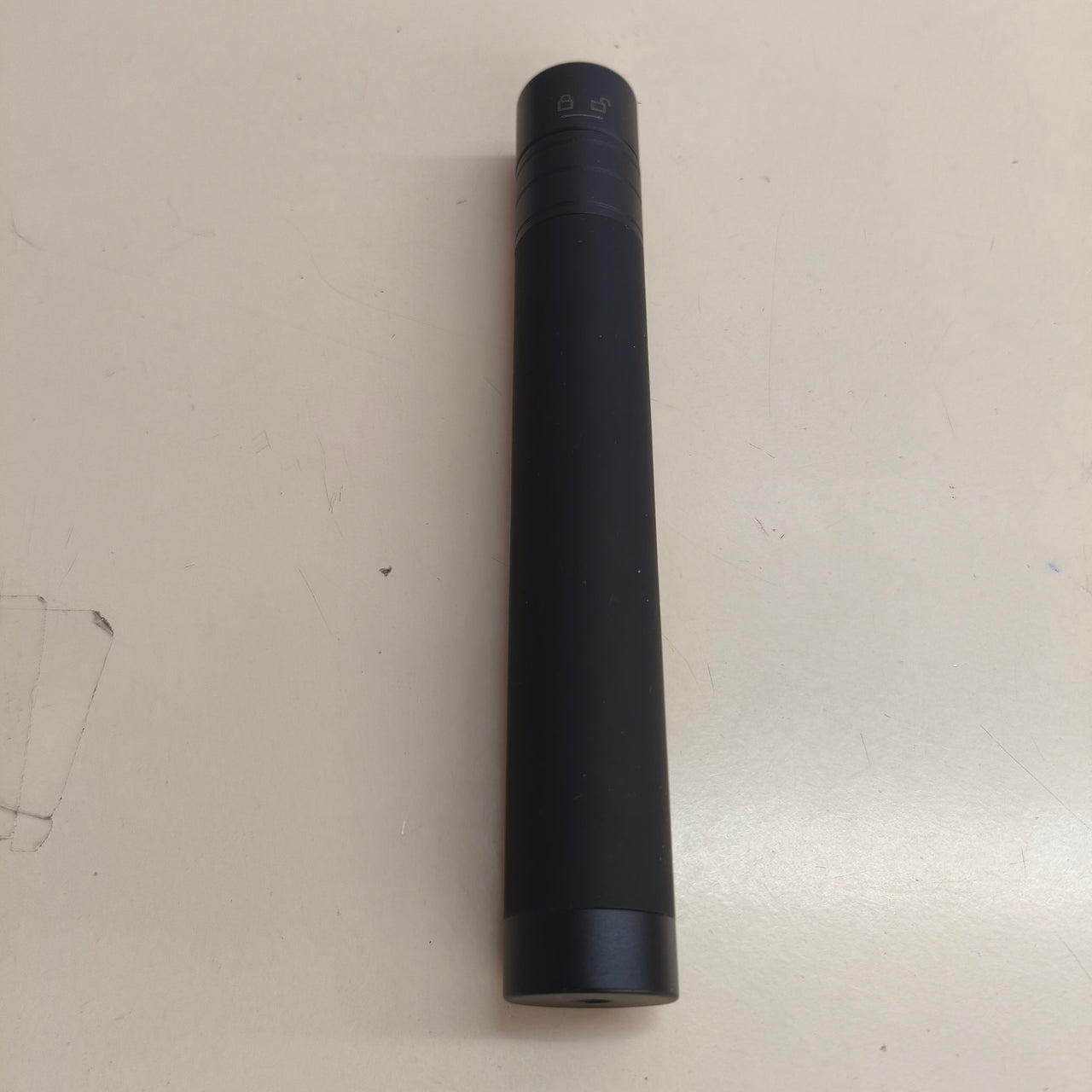Gimbal estabilizador de 3 ejes para móvil; grabación y streaming con trípode