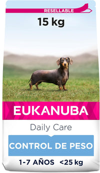Eukanuba Alimento seco de cuidado diario con pollo fresco para control de peso en perros adultos medianos (1-7 años/ <25kg), 15 kg