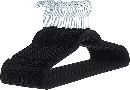 Amazon Basics Perchas de Terciopelo para Trajes - Paquete de 30, Negro