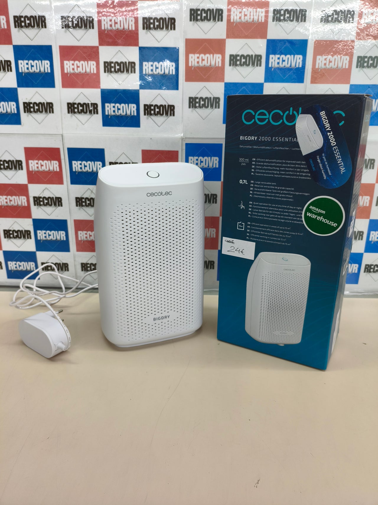 Deshumidificador 700 ml para estancias de hasta 15 m²