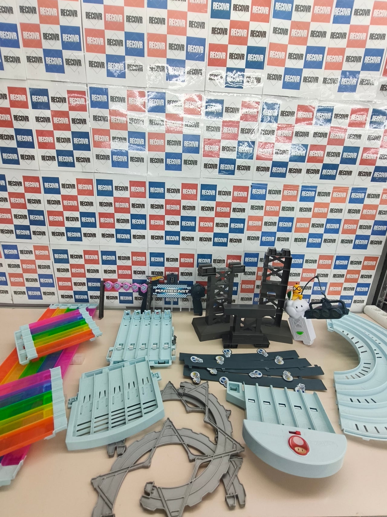 Hot Wheels Mario Kart Pista Arcoíris GXX41