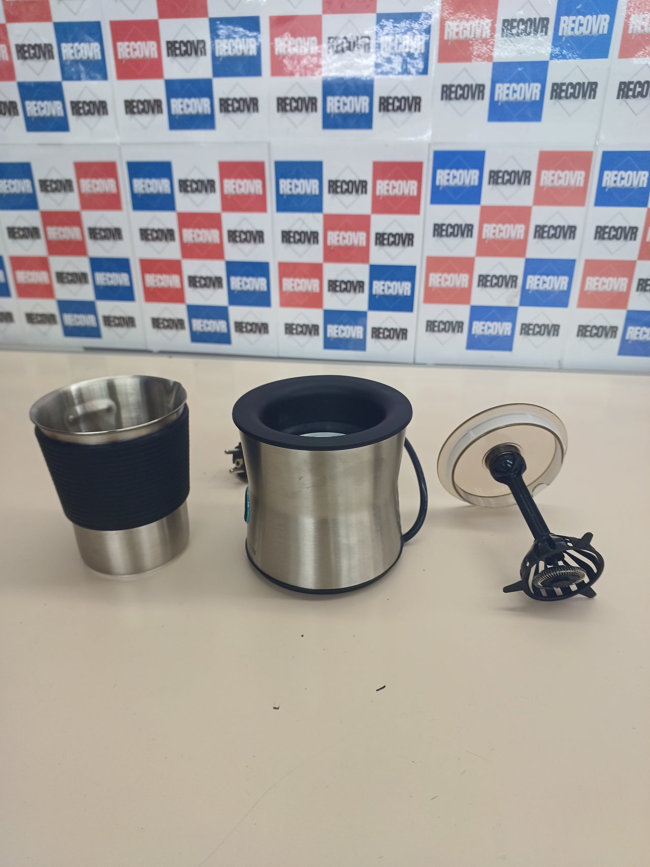 Espumador leche 650 W 400 ml 4 modos acero Cecotec