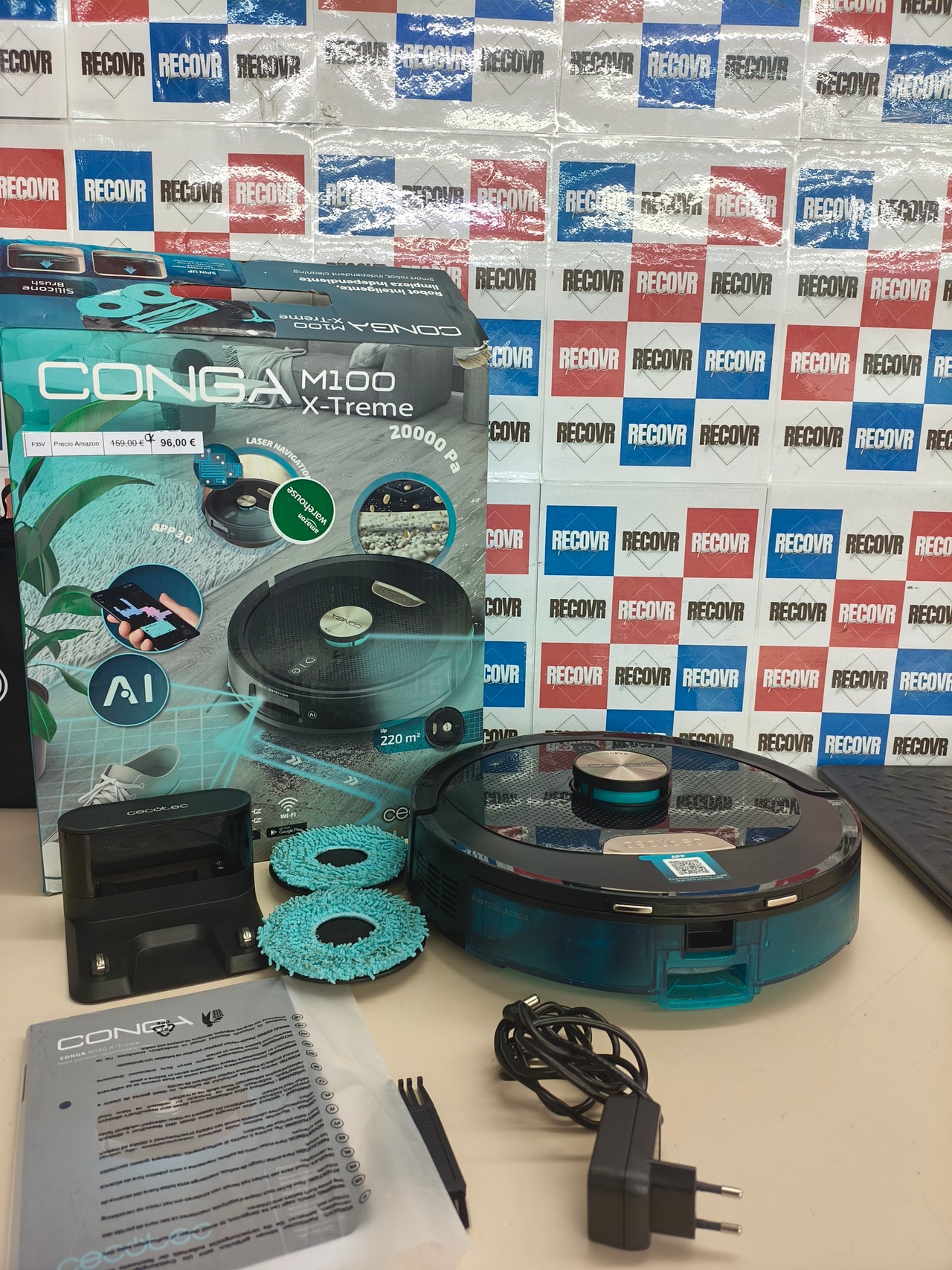 Robot aspirador Cecotec Conga M100 X-Treme con IA y mopas giratorias 20000Pa