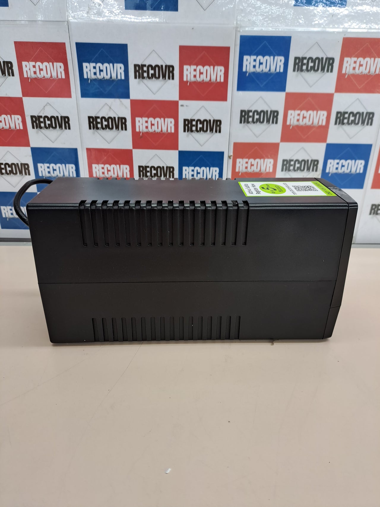 Protección contra apagones y sobretensiones, SAI Tecnoware ERA Plus 750VA con