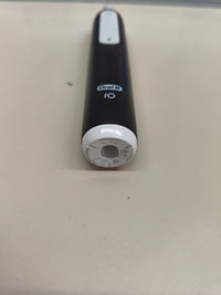 Cepillo eléctrico Oral-B iO 3 negro con 3 cabezales y sensor de presión