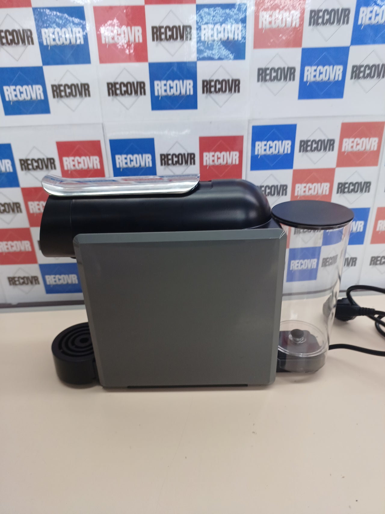Cafetera cápsulas compacta gris - Delta Q Mini Qool