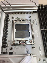 ASUS ROG Strix B850-A Gaming WiFi, placa base AMD ATX, DDR5, PCIe 5.0, WiFi 7, 4 M.2, RGB