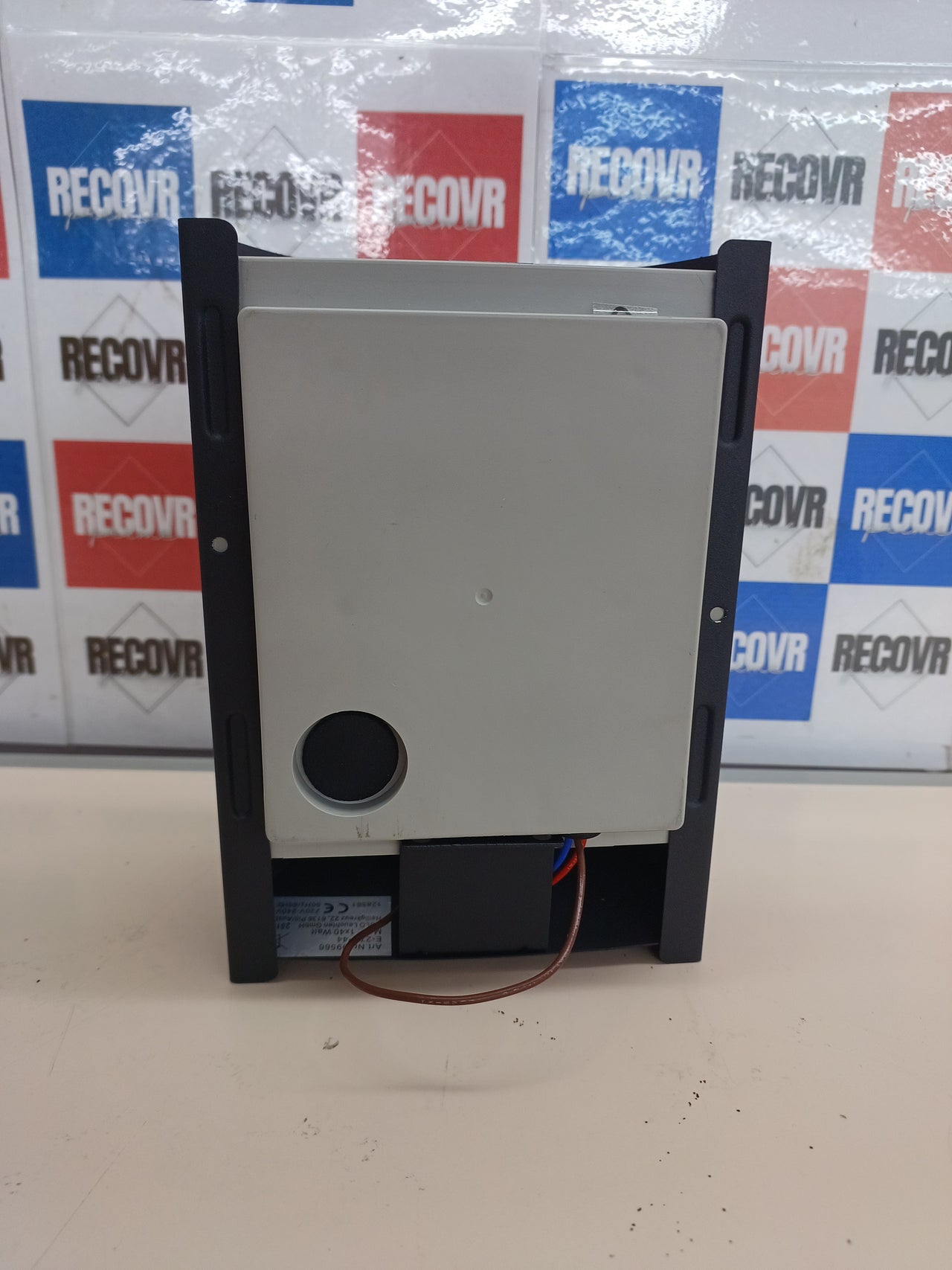Aplique exterior con sensor movimiento IP44 – Eglo