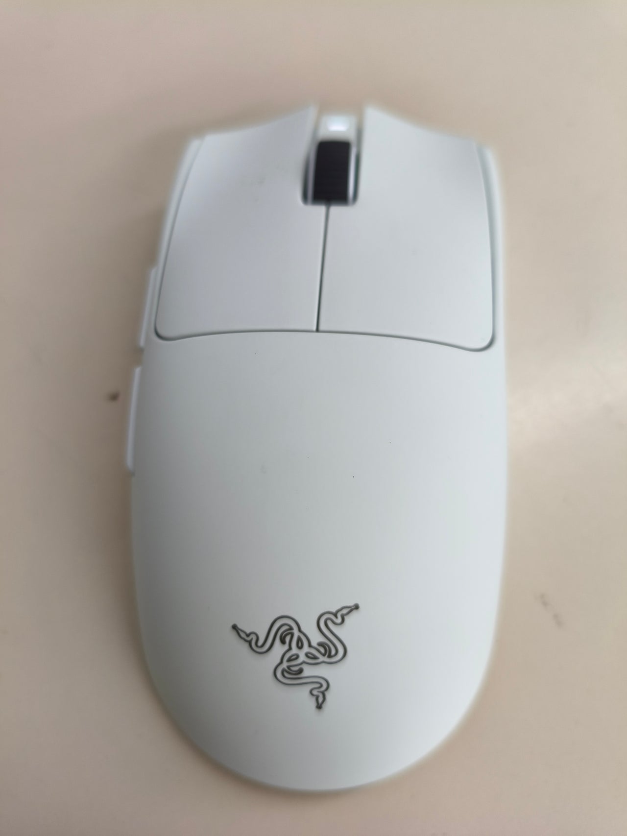 Ratón gaming inalámbrico Razer Viper V4 Pro blanco