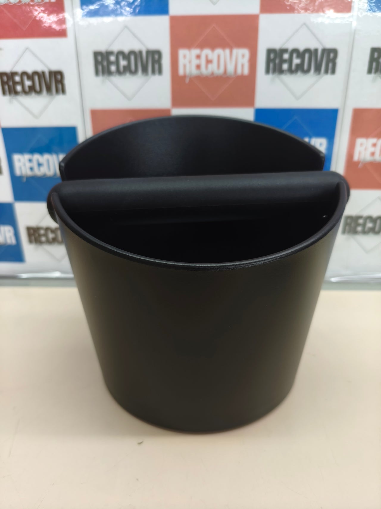 Cajón para posos de café con barra metálica extraíble