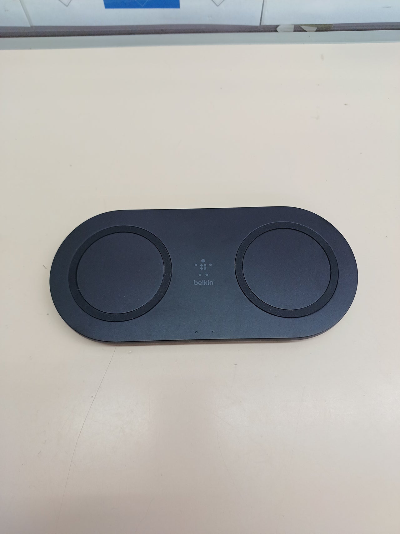 Cargador Inalámbrico Dual Belkin 15 W Negro