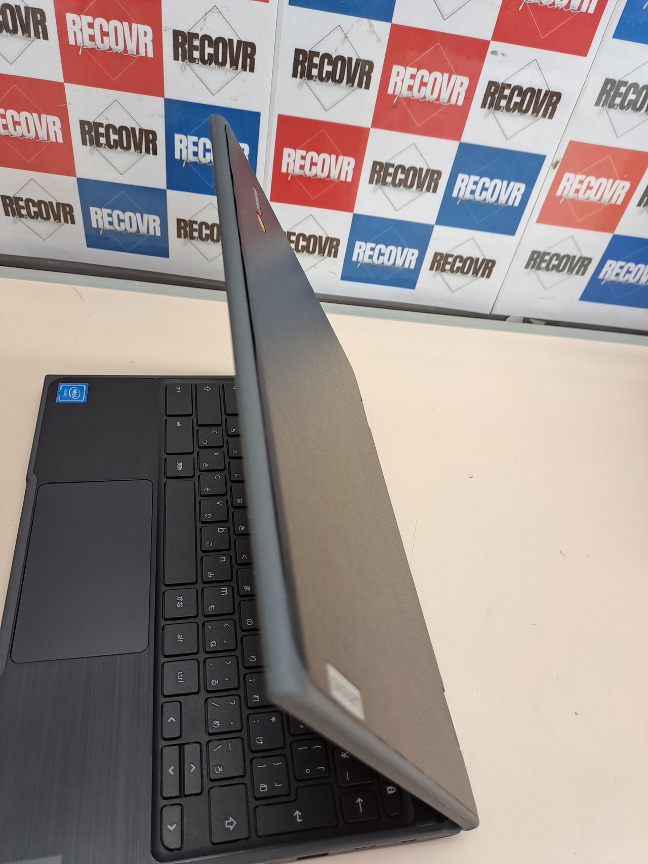 Chromebook 2 en 1 táctil 11,6” Lenovo 300e Celeron 4GB 32GB