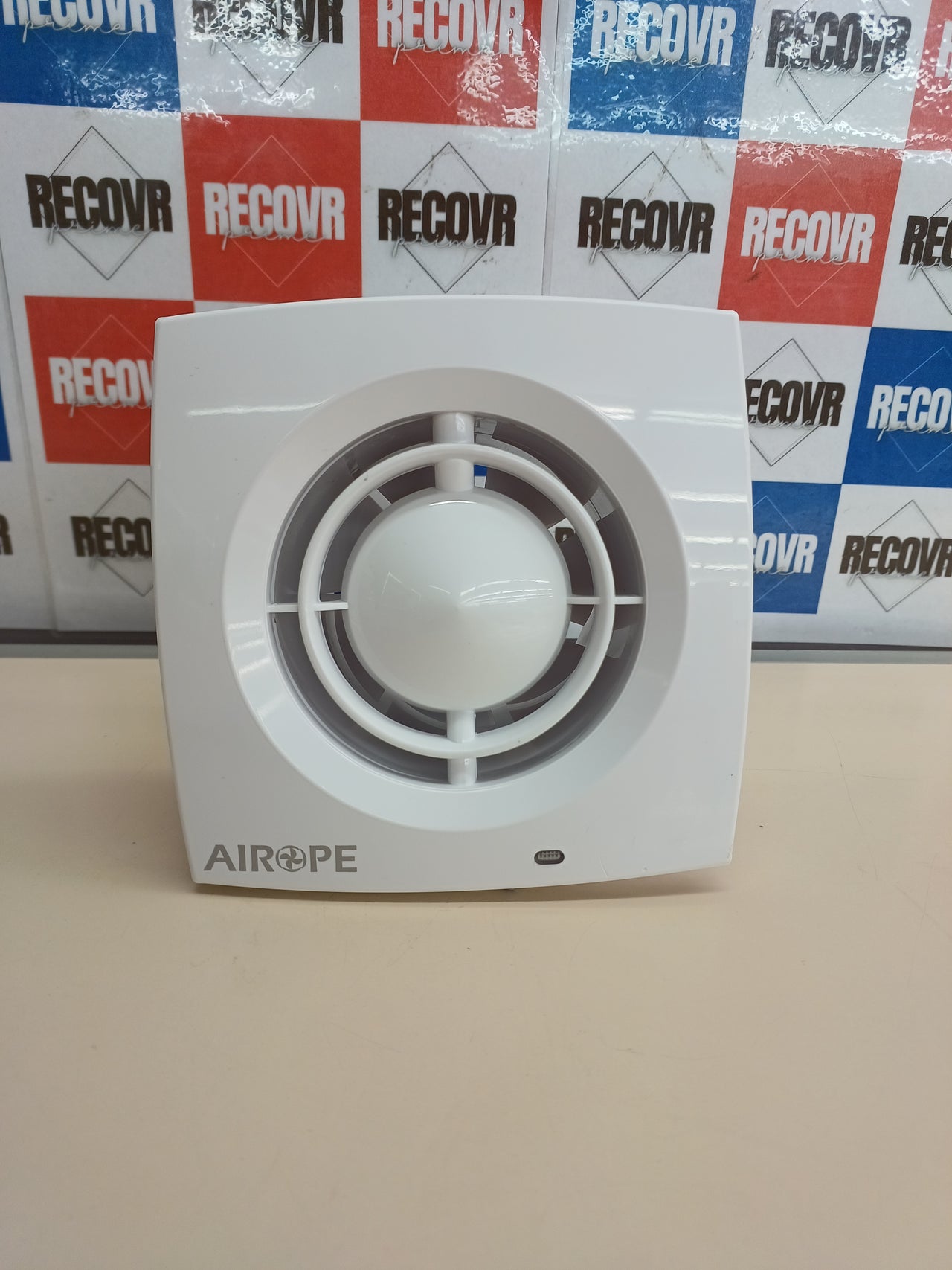 Extractor de Baño 100 mm Silencioso Bajo Consumo