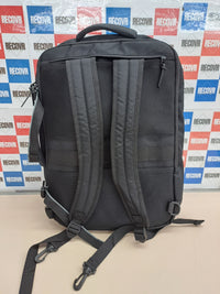 Mochila de viaje ampliable para portátil de hasta 17,3 pulgadas.