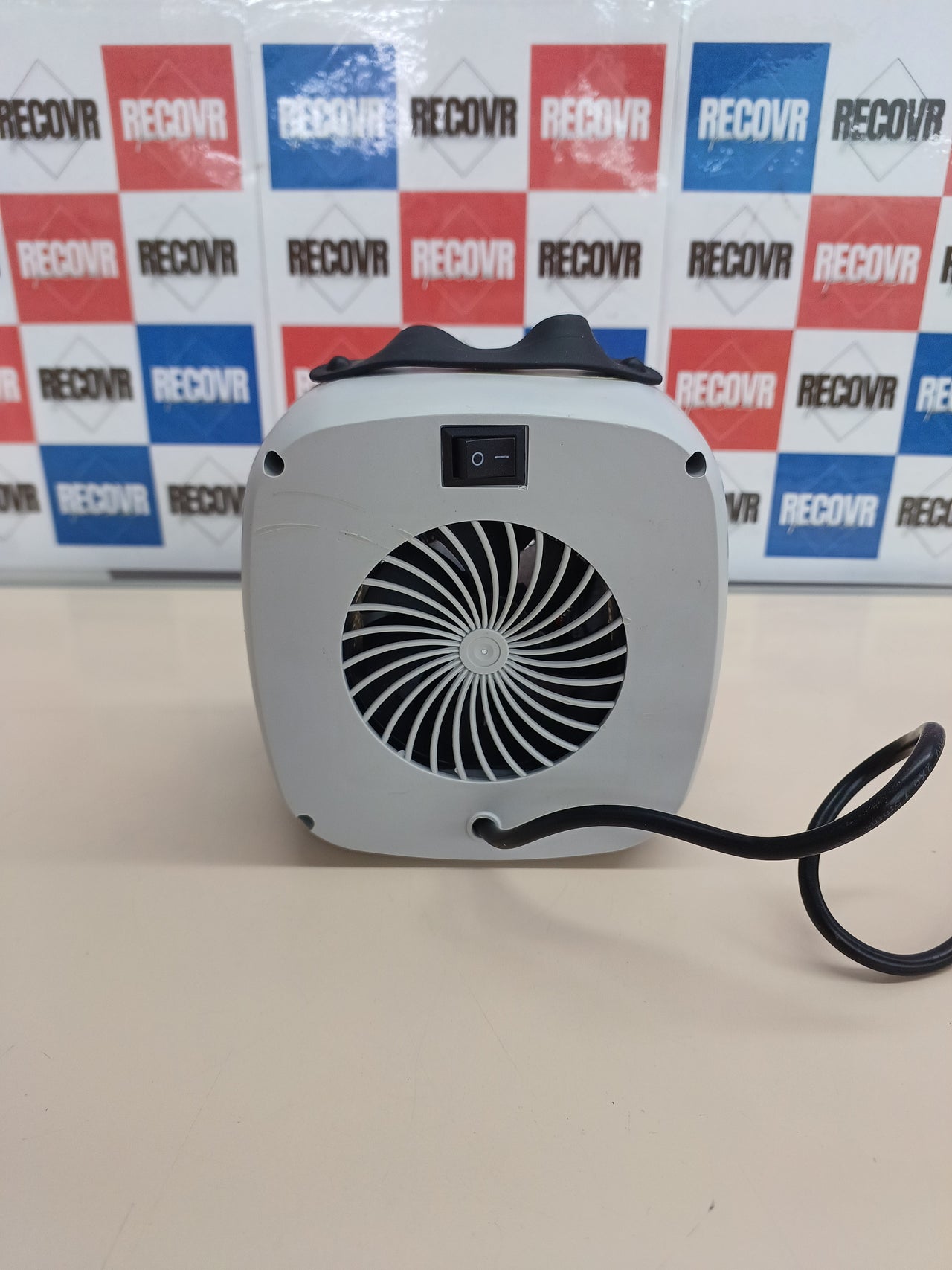 Mini Calefactor Eléctrico InnovaGoods Bliwarm