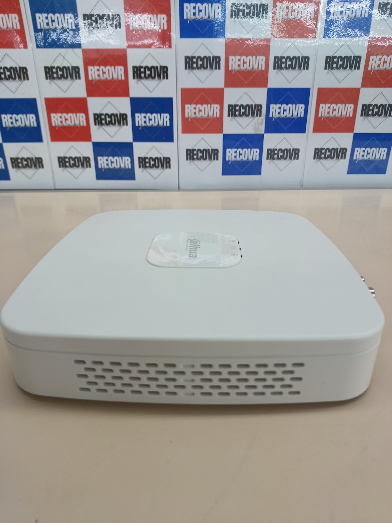 Dahua - DVR 4 canales CVI AHD TVI ANALÓGICO IP 1080N H.265+ Dahua - XVR4104C-X1