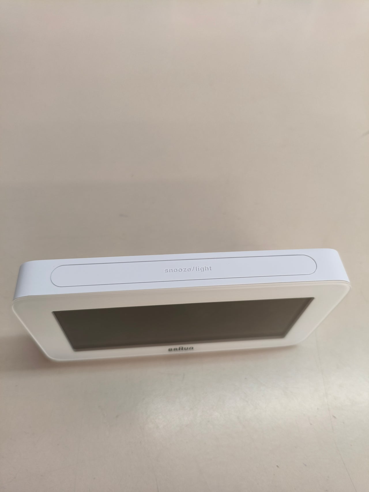 Braun BC10W, despertador digital con fecha, temperatura y alarma, blanco