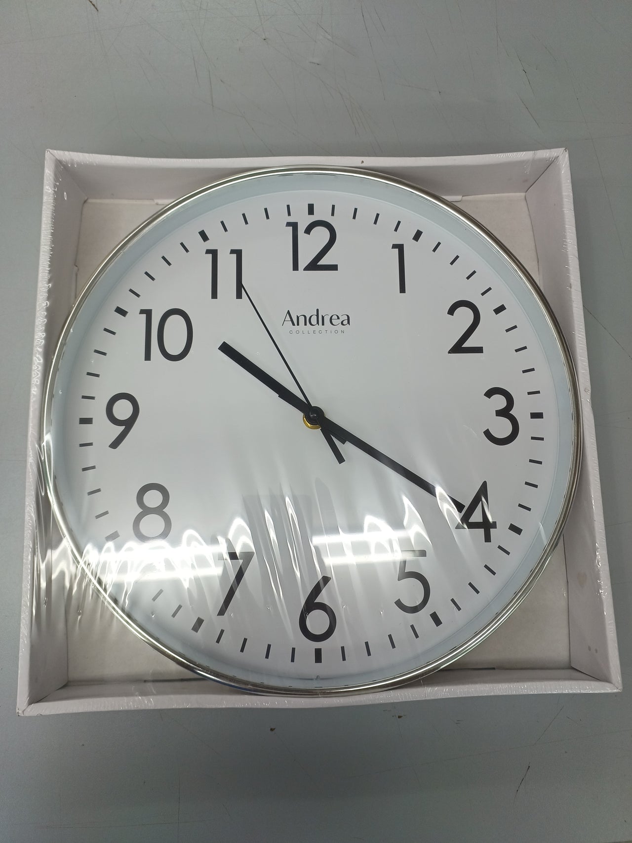 Reloj Andrea de 31cm - 17244 plata