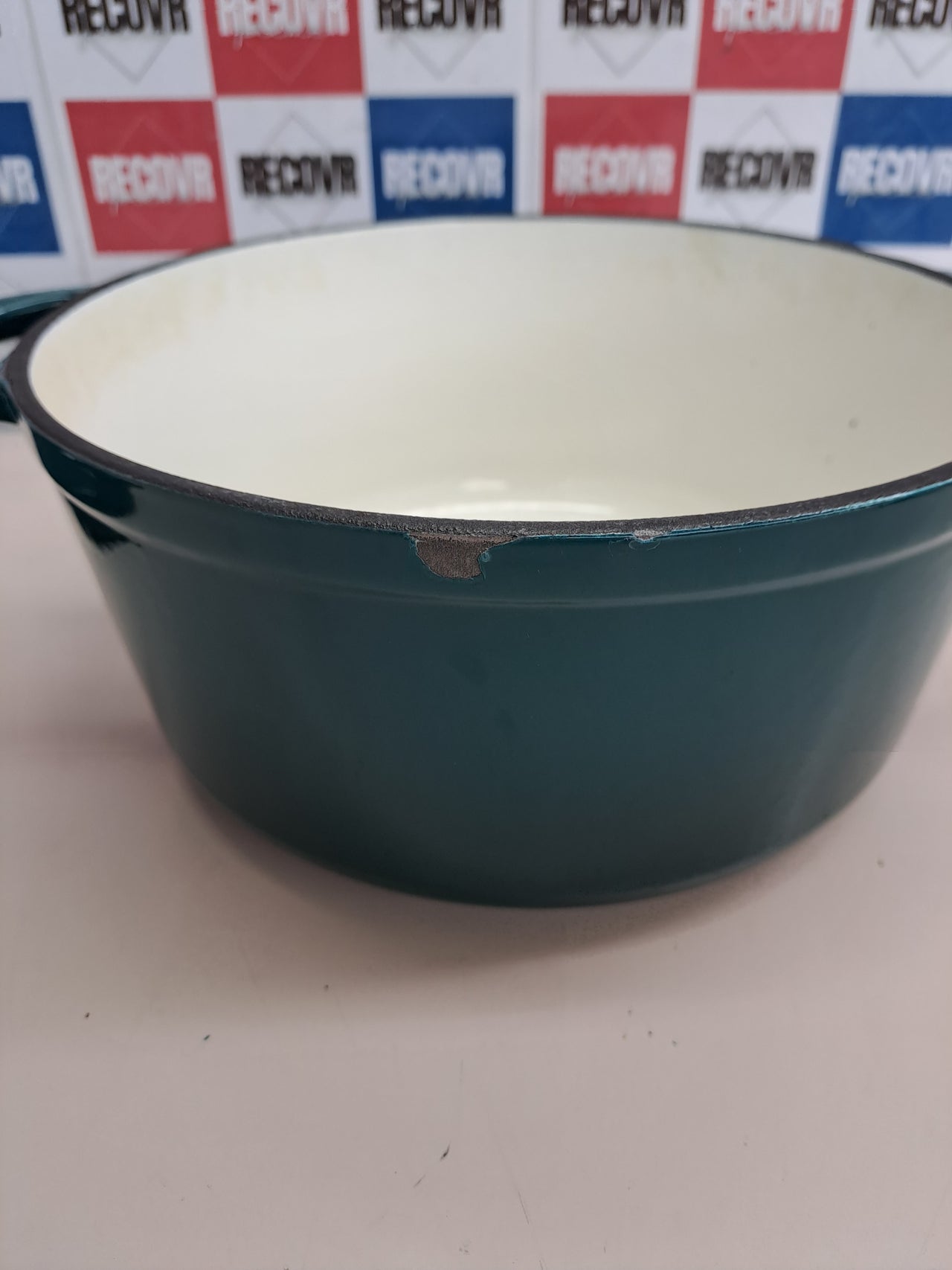 Olla hierro fundido 24cm esmaltada inducción azul Overmont