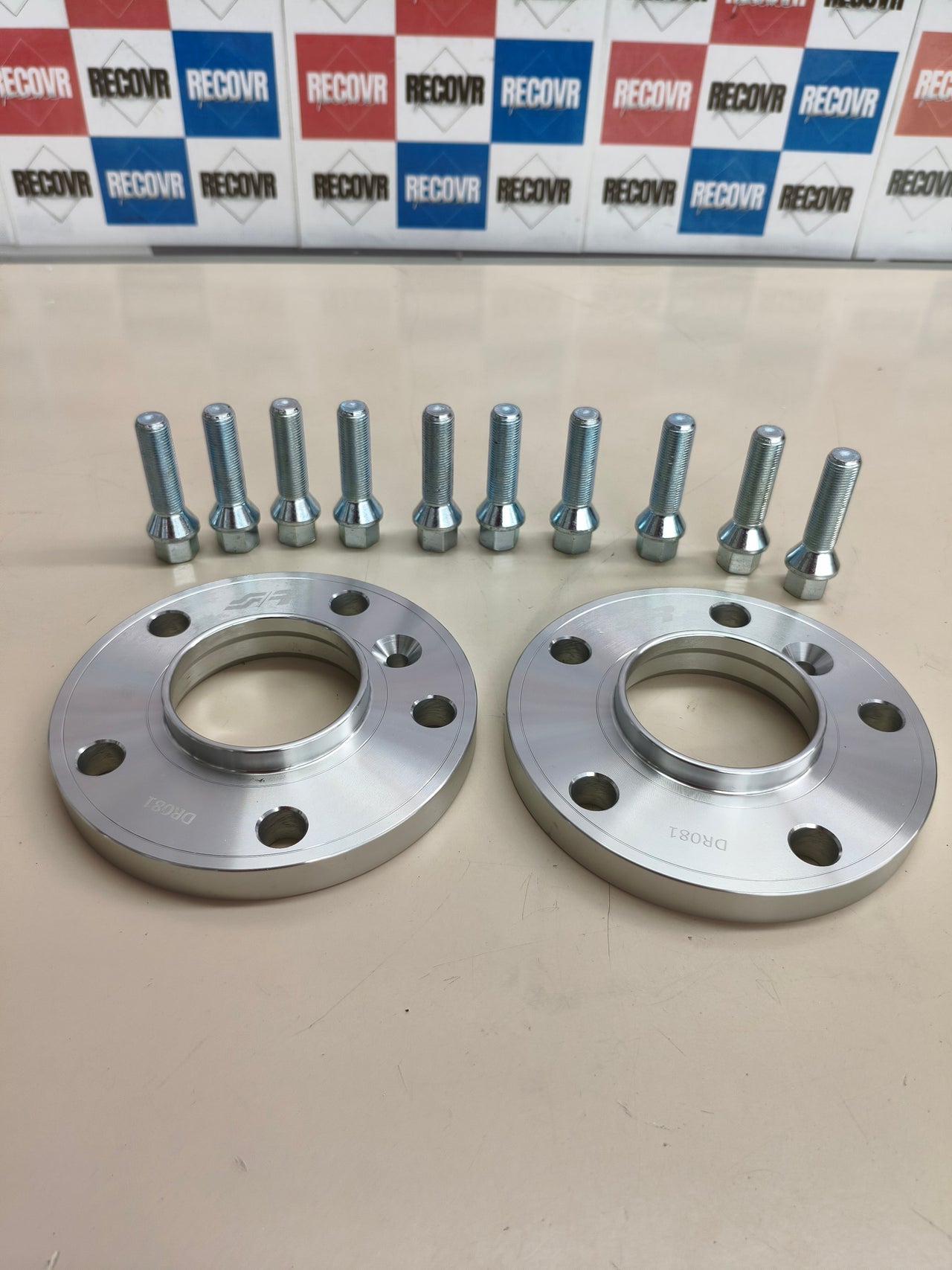 Separadores de rueda Simoni Racing DR081/B16 16 mm