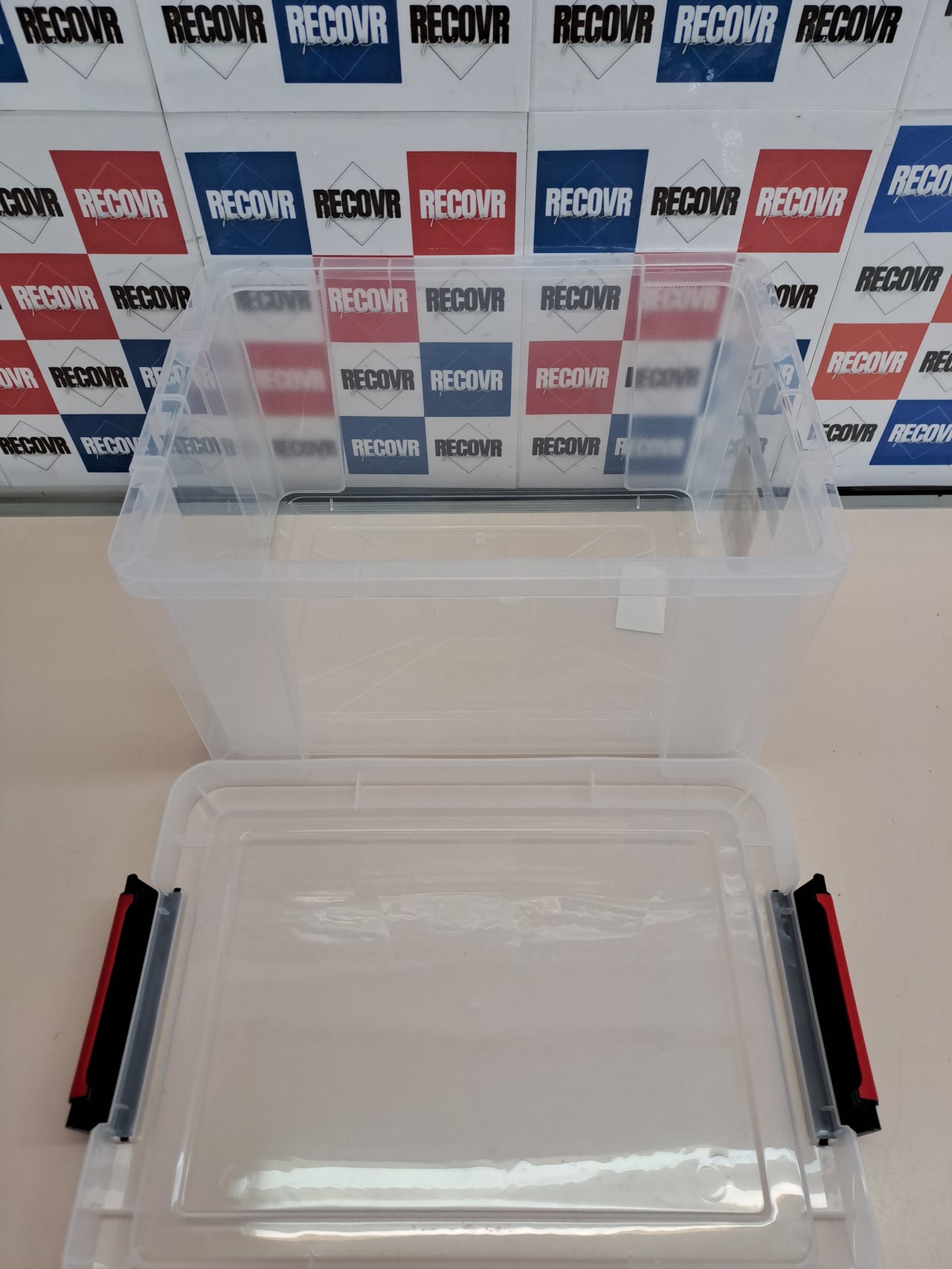 Caja almacenamiento 17 L transparente apilable – Sundis
