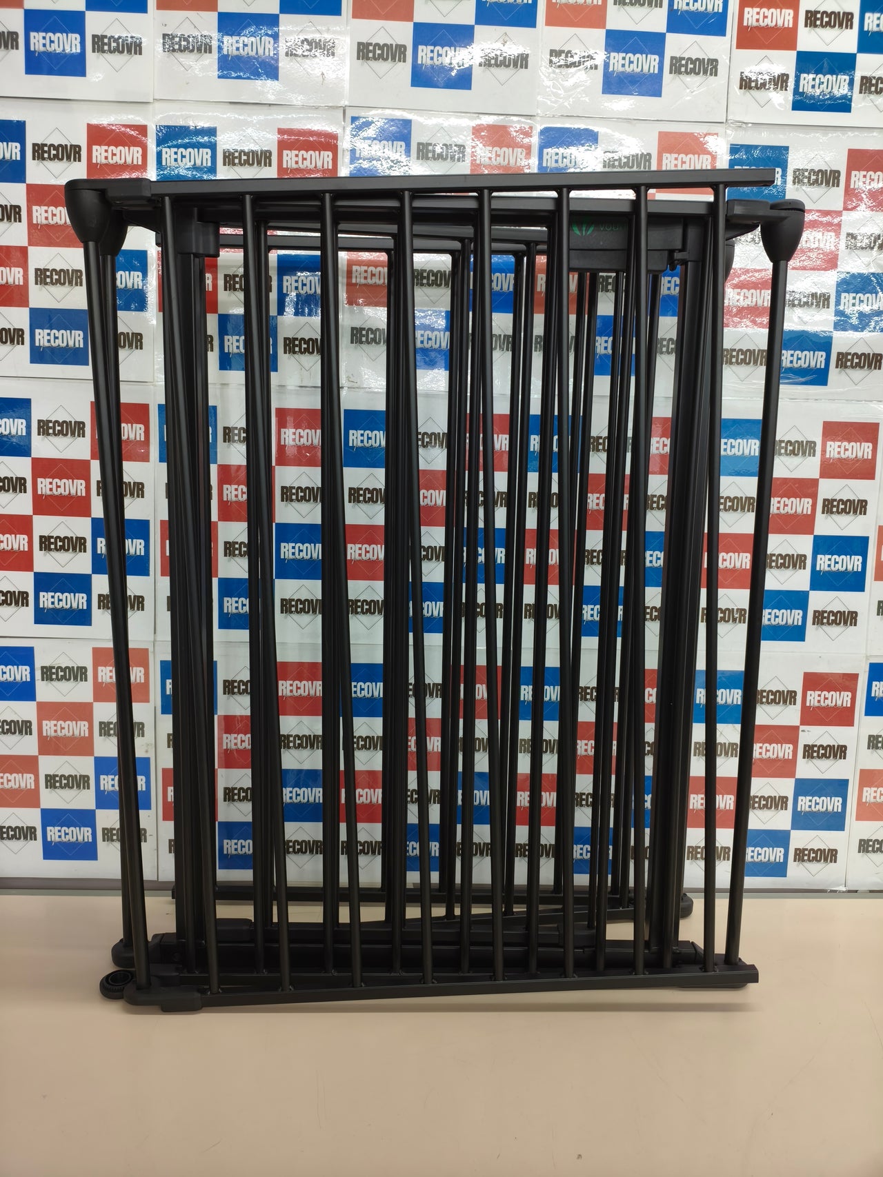Barrera de seguridad para perros 300 cm negra con kit de montaje