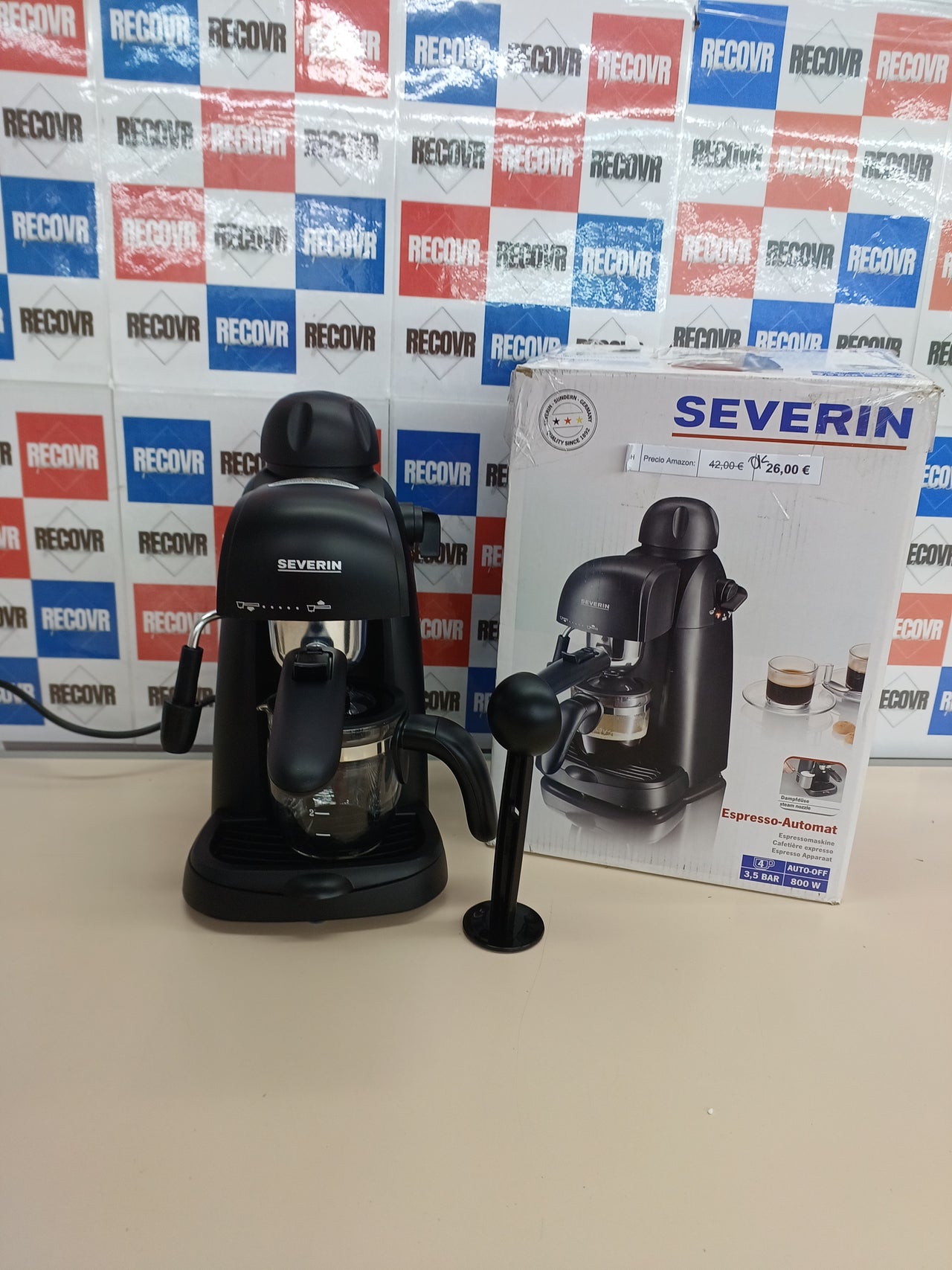 Cafetera espresso 4 tazas con espumador – Severin
