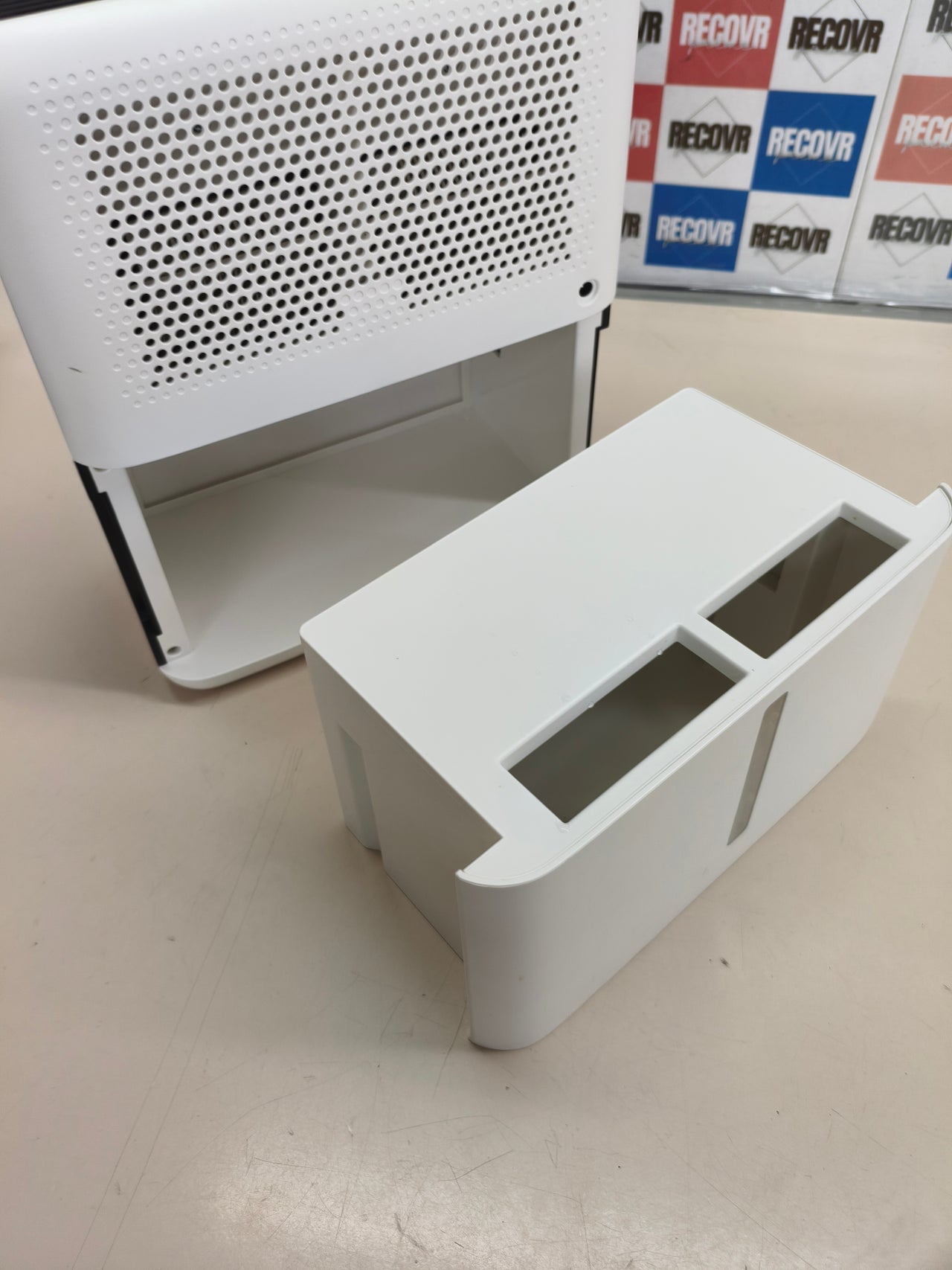 Deshumidificador eléctrico de 3 litros para estancias de hasta 20 m²