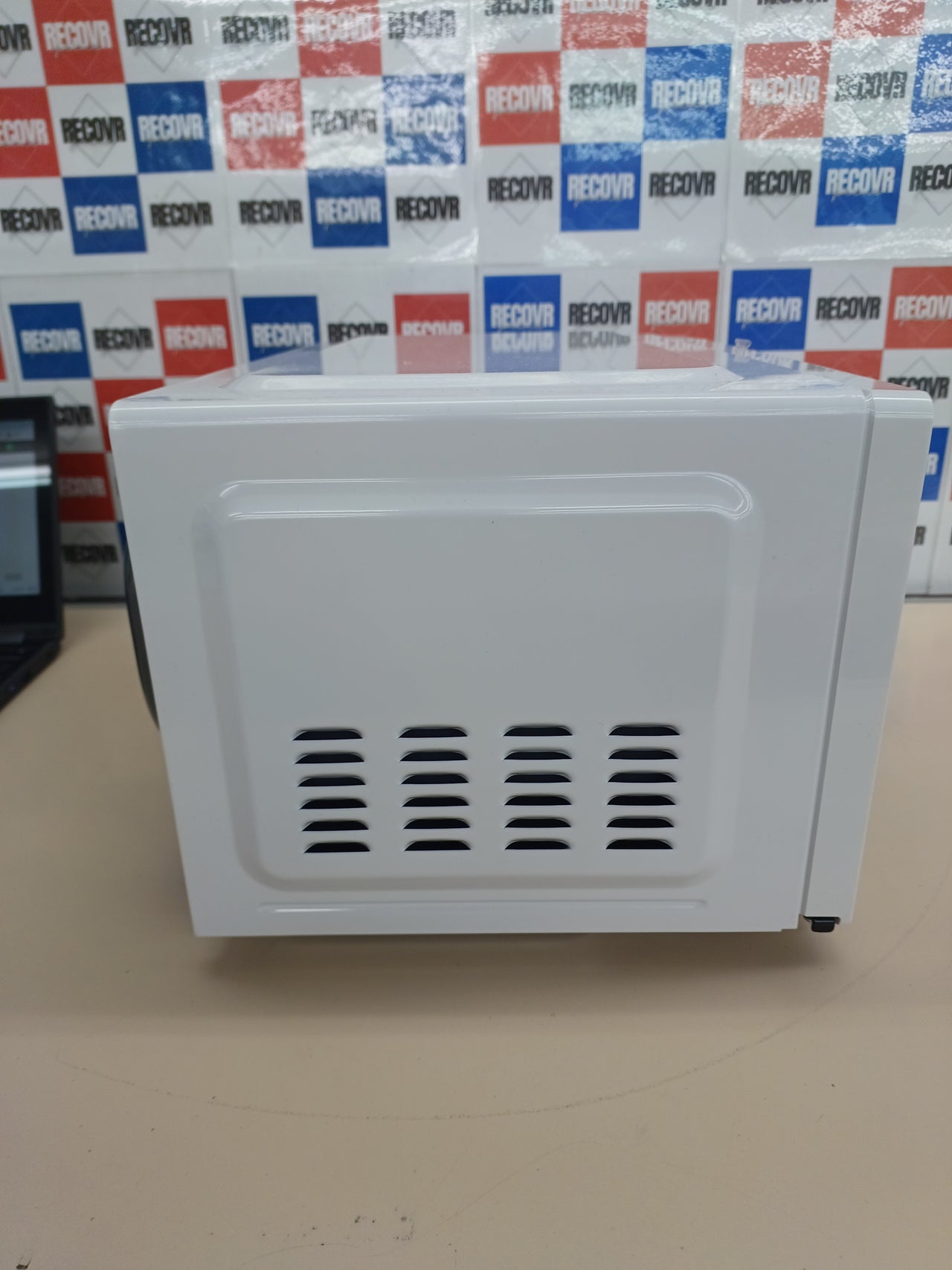 Microondas Grunkel 700-1020W 2450MHz MW-20MA