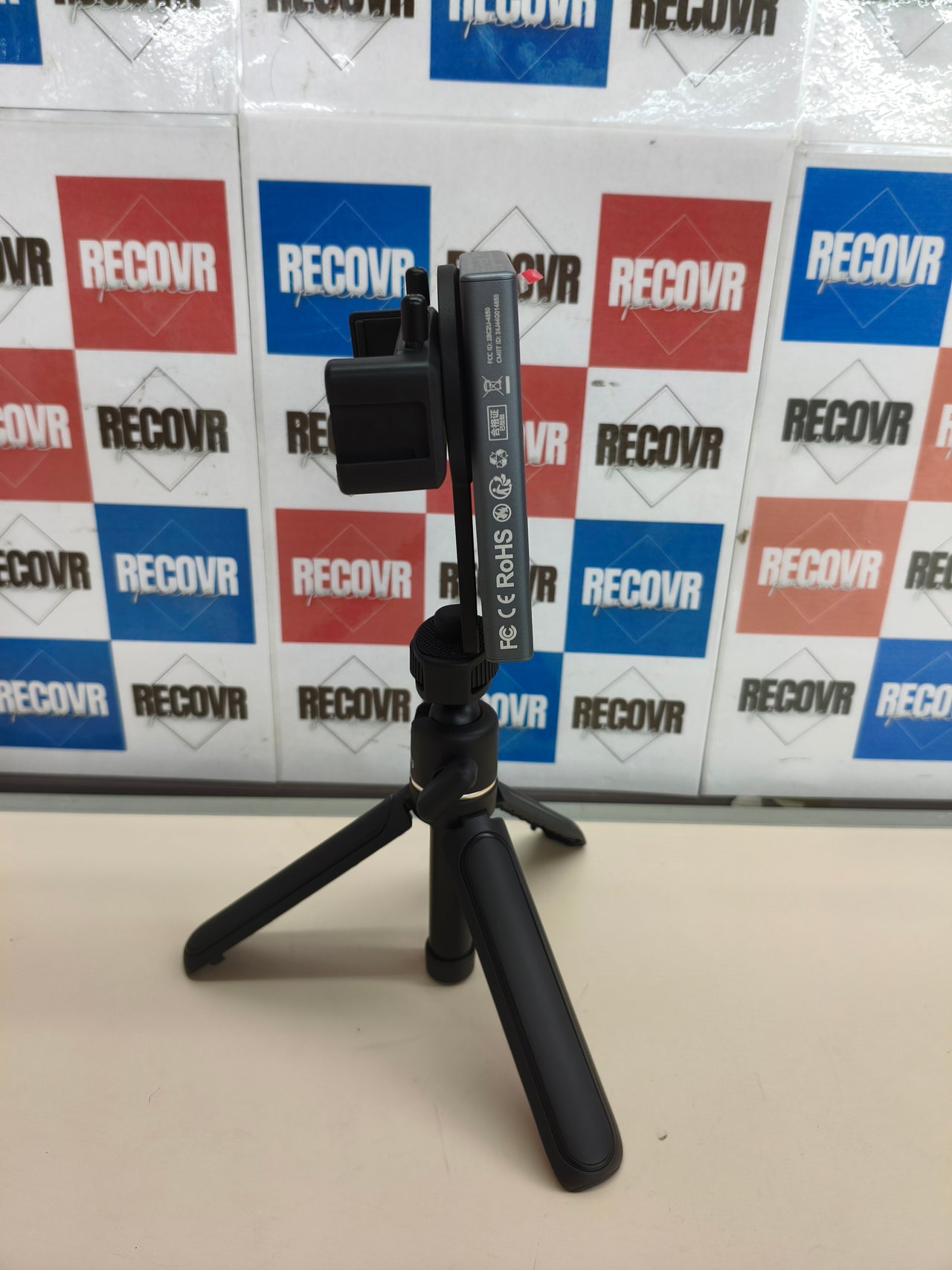 SmallRig Trípode Adaptador Pantalla Inalámbrica
