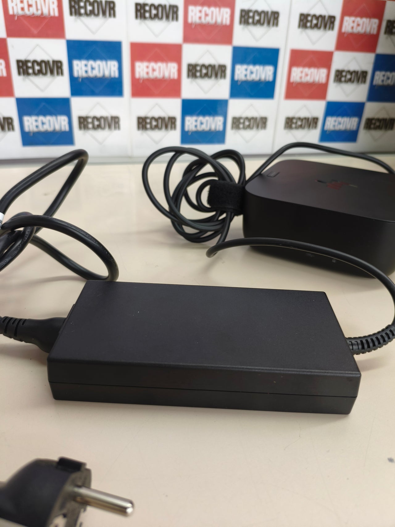 Base de conexión HP USB-C G6 de 100 W